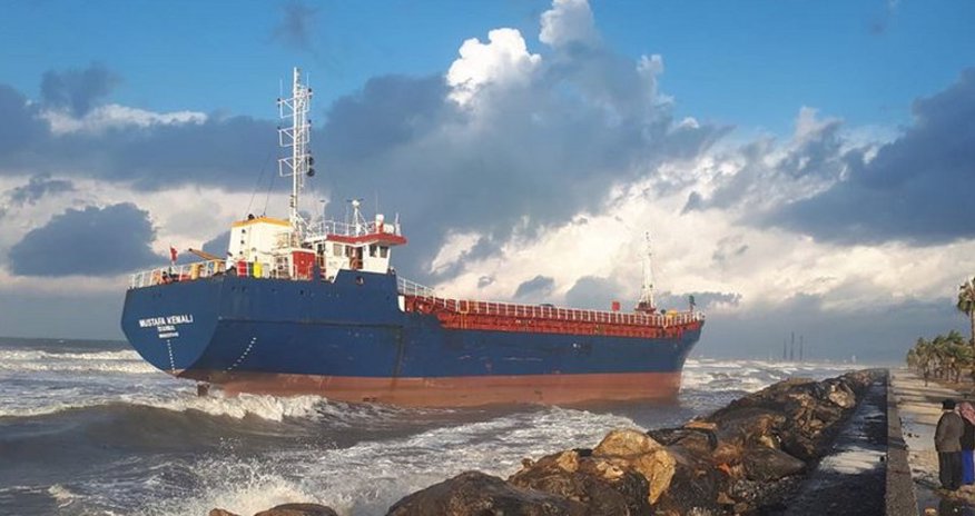 5th cargo ship runs aground in Türkiye fue to bad weather 5th cargo ship runs aground in Türkiye fue to bad weather