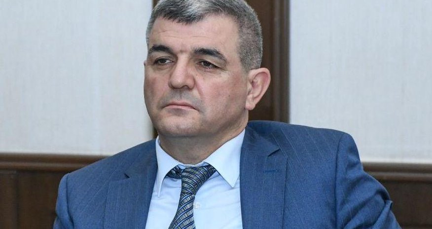 Fazil Mustafanın prezidentliyə namizədliyi irəli sürülüb Fazil Mustafanın prezidentliyə namizədliyi irəli sürülüb