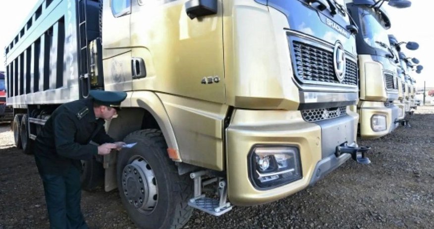 Russia extends ban on entry of trucks from Europe Russia extends ban on entry of trucks from Europe