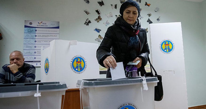 Moldovada prezident seçkisi referendumla birləşdiriləcək Moldovada prezident seçkisi referendumla birləşdiriləcək