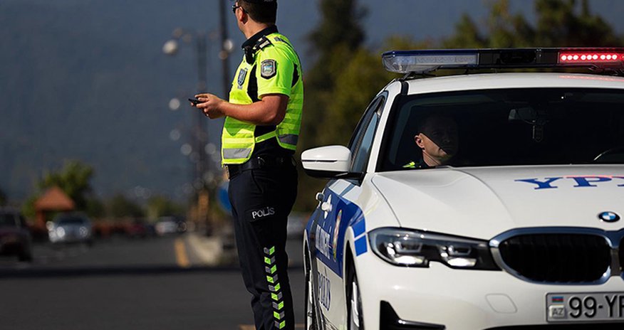 Dövlət Yol Polisi bayramla əlaqədar hərəkət iştirakçılarına müraciət edib Dövlət Yol Polisi bayramla əlaqədar hərəkət iştirakçılarına müraciət edib