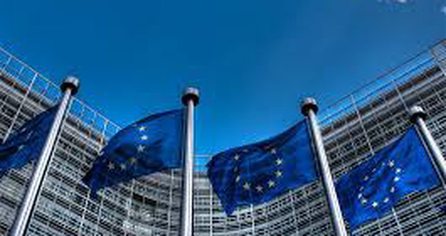 ЕС ввел санкции против крупнейшей в мире алмазной компании из РФ ЕС ввел санкции против крупнейшей в мире алмазной компании из РФ