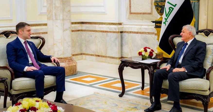 Azərbaycan səfiri İraq Prezidenti ilə görüşüb Azərbaycan səfiri İraq Prezidenti ilə görüşüb