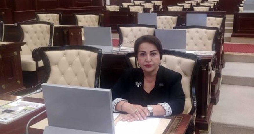 Milli Məclisdə boşanmalarla bağlı dinləmənin keçirilməsi təklif olunub Milli Məclisdə boşanmalarla bağlı dinləmənin keçirilməsi təklif olunub