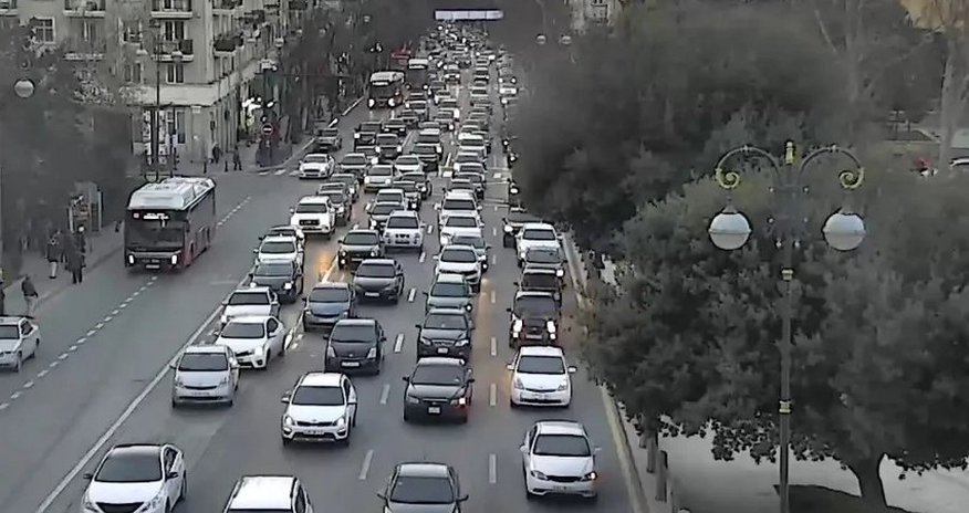 Bu yollarda tıxac var - Siyahı Bu yollarda tıxac var - Siyahı