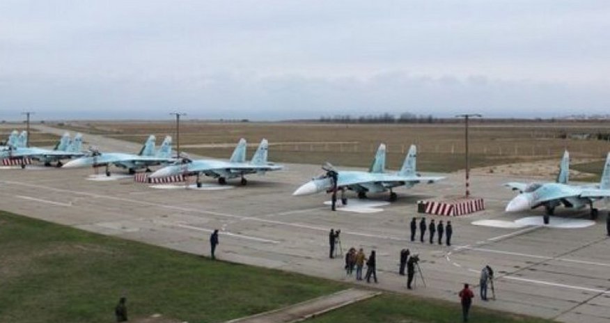 Airfield in Crimea hit by rocket Airfield in Crimea hit by rocket