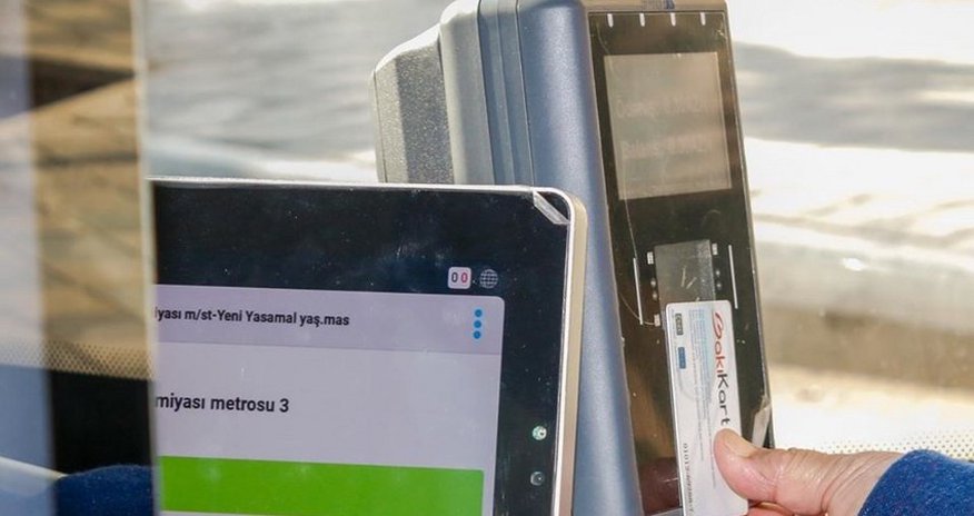 Bakıda iki avtobusda nağdsız ödəniş tətbiq ediləcək Bakıda iki avtobusda nağdsız ödəniş tətbiq ediləcək