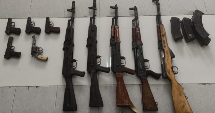 Machine guns and grenades found in Khankandi Machine guns and grenades found in Khankandi