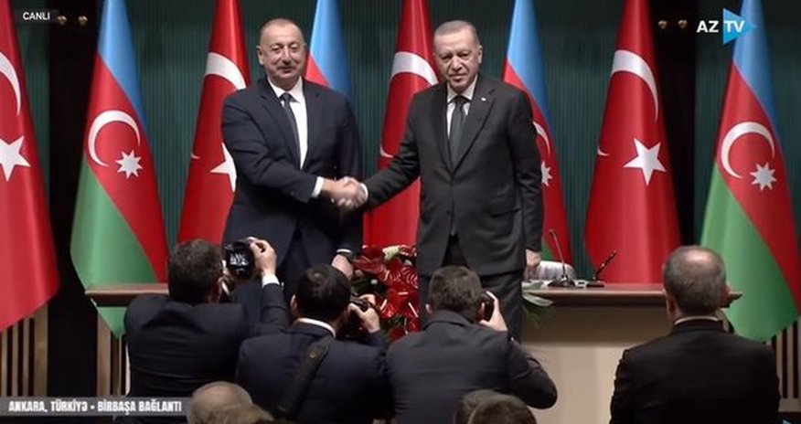 Azərbaycan-Türkiyə prezidentləri mətbuata bəyanatlarla çıxış ediblər Azərbaycan-Türkiyə prezidentləri mətbuata bəyanatlarla çıxış ediblər