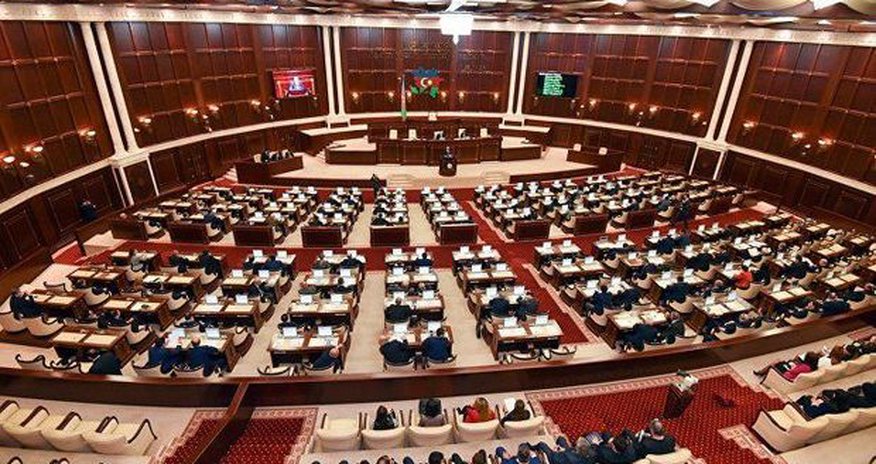 Milli Məclisin növbəti iclası başlayıb Milli Məclisin növbəti iclası başlayıb
