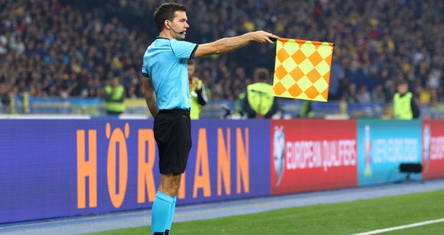 Futbolda ofsayd qaydası dəyişdirilə bilər Futbolda ofsayd qaydası dəyişdirilə bilər