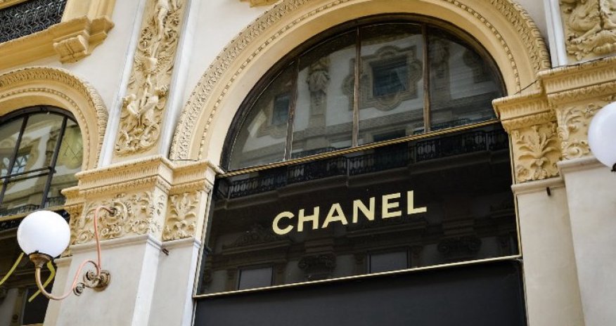 Chanel решил полностью уйти из России Chanel решил полностью уйти из России