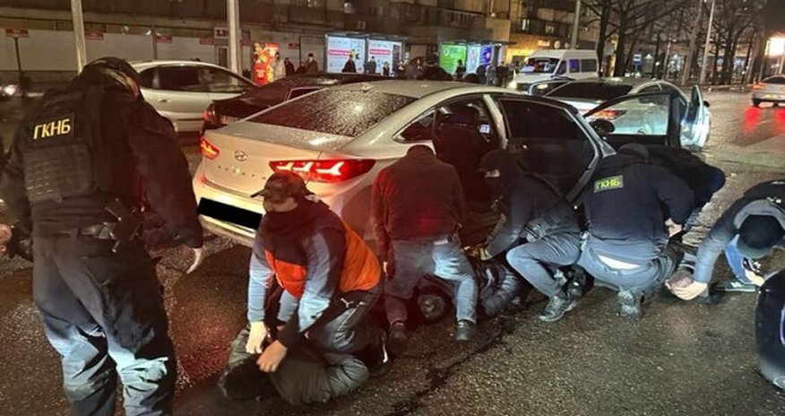 Qırğızıstanda 5 Azərbaycan vətəndaşı həbs olunub Qırğızıstanda 5 Azərbaycan vətəndaşı həbs olunub