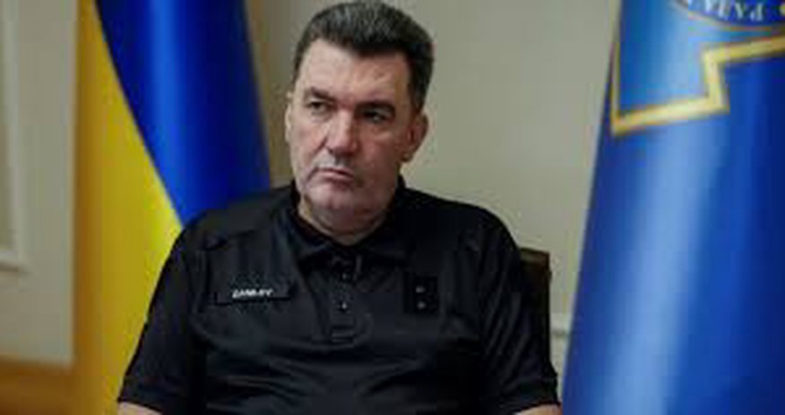 Зеленский уволил Данилова с должности секретаря СНБО Зеленский уволил Данилова с должности секретаря СНБО