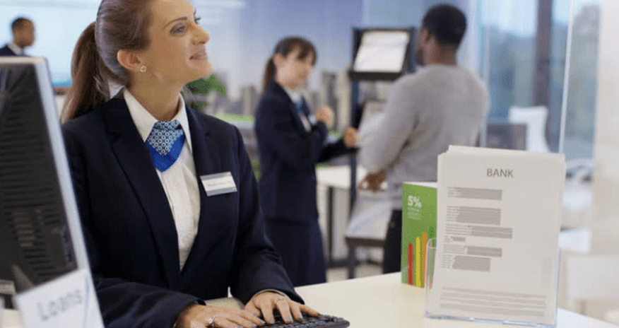 Bank işçilərinin sayı artıb Bank işçilərinin sayı artıb