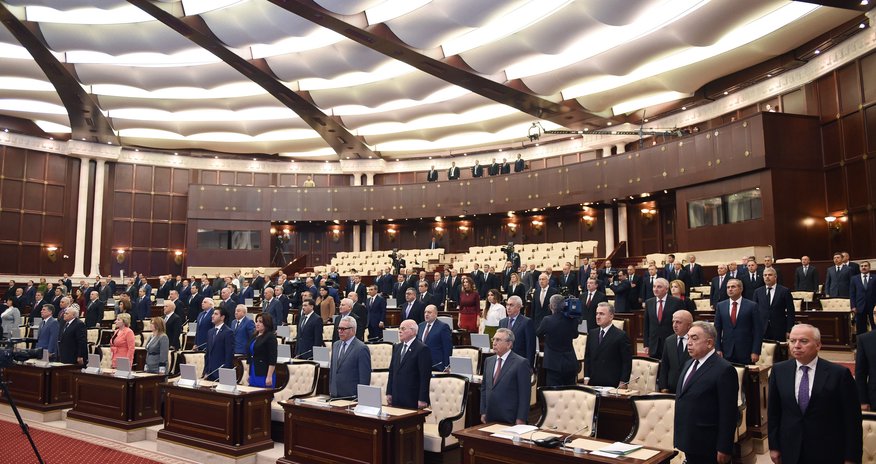 Deputatlar Paşinyanın Brüsseldə keçiriləcək görüşünə etiraz edib Deputatlar Paşinyanın Brüsseldə keçiriləcək görüşünə etiraz edib