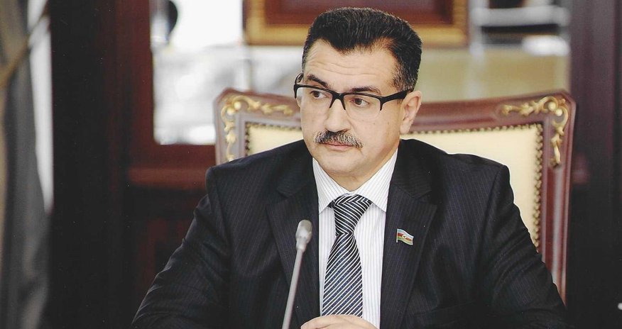 Yeni qanun kustar üsulla hazırlanan içkiləri sıradan çıxaracaq - Deputat Yeni qanun kustar üsulla hazırlanan içkiləri sıradan çıxaracaq - Deputat