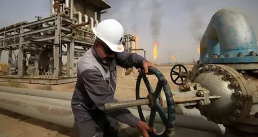 Iraq says it will send 10 million liters of fuel to Gaza, treat wounded Palestinians Iraq says it will send 10 million liters of fuel to Gaza, treat wounded Palestinians