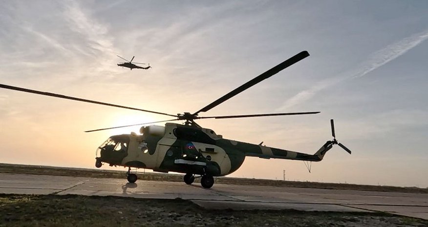 Hərbi Hava Qüvvələrinin (HHQ) helikopter bölmələri ilə təlim-məşq uçuşları keçirilib Hərbi Hava Qüvvələrinin (HHQ) helikopter bölmələri ilə təlim-məşq uçuşları keçirilib