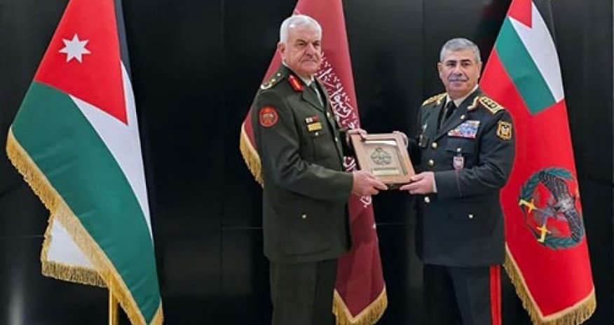 Министр обороны Азербайджана совершил официальный визит в Иорданию Министр обороны Азербайджана совершил официальный визит в Иорданию