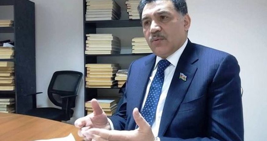 Bir ada düzəltmək üçün sahilboyu dağları uçurmağa dəyərmi?- Deputat Bir ada düzəltmək üçün sahilboyu dağları uçurmağa dəyərmi?- Deputat