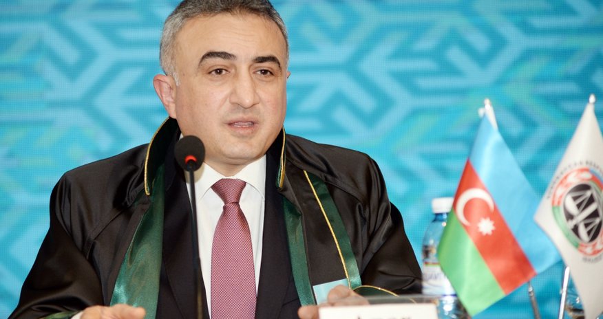 Fəaliyyət göstərən vəkillərin 18%-i qadındır - Anar Bağırov Fəaliyyət göstərən vəkillərin 18%-i qadındır - Anar Bağırov