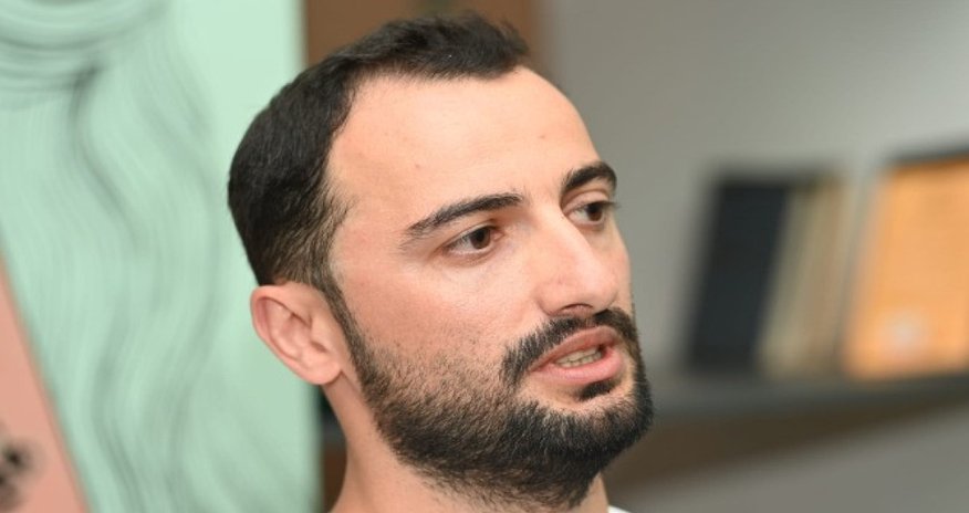 Jurnalist Cavid Ramazanov Toplum TV işi ilə bağlı dindirilib Jurnalist Cavid Ramazanov Toplum TV işi ilə bağlı dindirilib