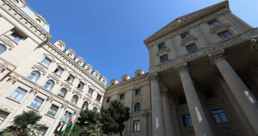 Rəsmi Bakı Fransadan Azərbaycanın daxili işlərinə qarışmamağı tələb edib Rəsmi Bakı Fransadan Azərbaycanın daxili işlərinə qarışmamağı tələb edib