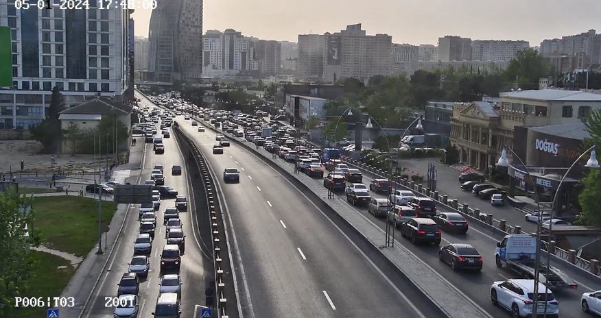 Hazırda tıxac olan yollar - SİYAHI Hazırda tıxac olan yollar - SİYAHI