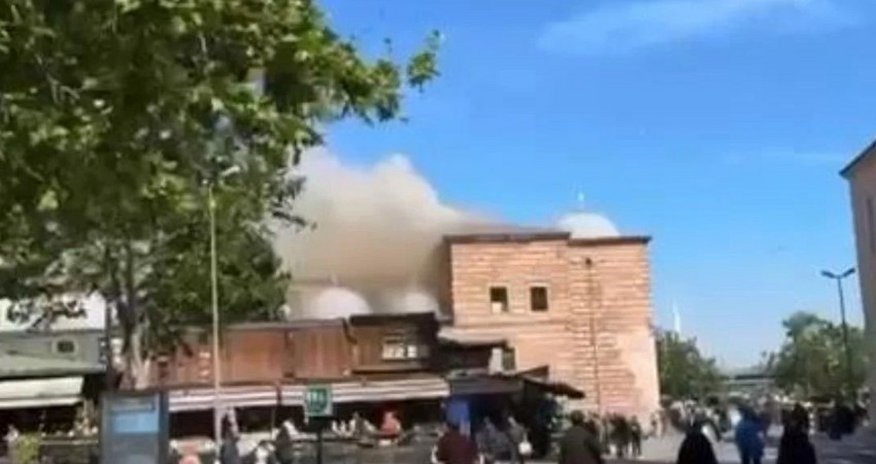 Fire at Istanbul's Egyptian Bazaar Fire at Istanbul's Egyptian Bazaar