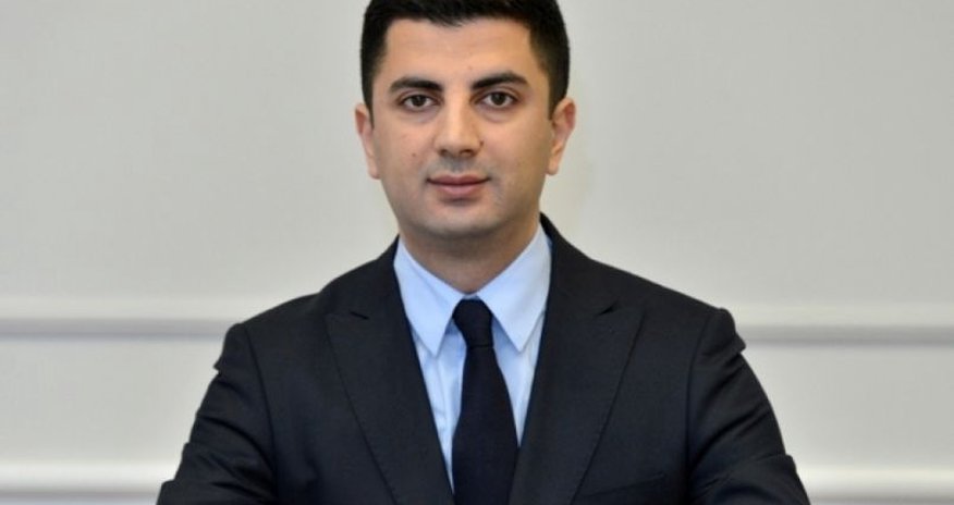 Ehtiyac yaranarsa, rus bölməsində sinif sayı artırıla bilər - Eşqi Bağırov Ehtiyac yaranarsa, rus bölməsində sinif sayı artırıla bilər - Eşqi Bağırov