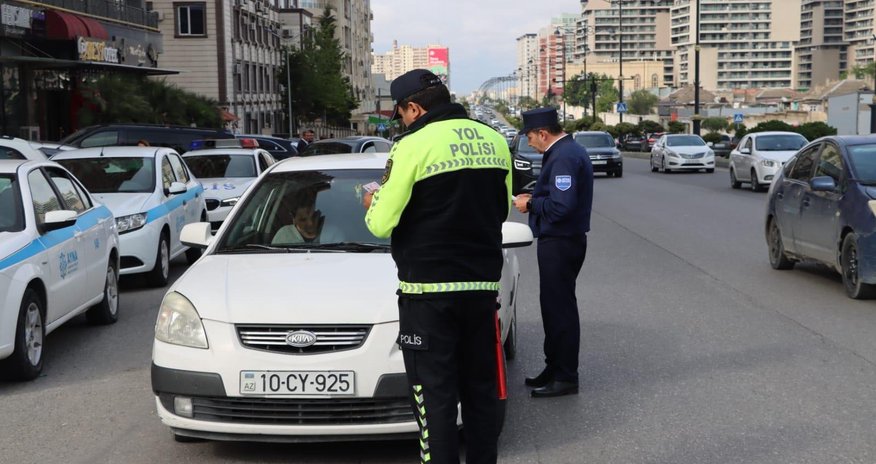 Paytaxtda taksi fəaliyyəti ilə məşğul olan sürücülərə qarşı reyd keçirilib Paytaxtda taksi fəaliyyəti ilə məşğul olan sürücülərə qarşı reyd keçirilib