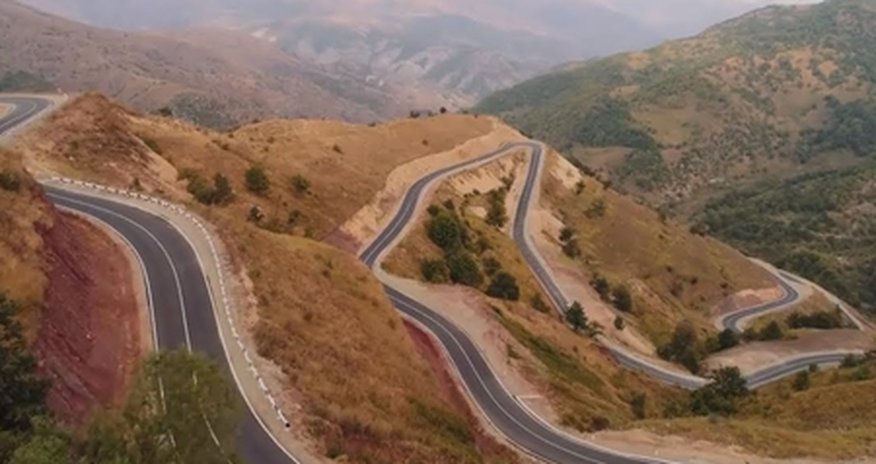 İran yenidən "Zəngəzur dəhlizi" ilə bağlı neqativ mövqe bildirib İran yenidən "Zəngəzur dəhlizi" ilə bağlı neqativ mövqe bildirib