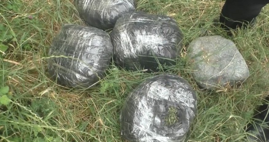В Шамкире арестовали подозреваемого в незаконном сбыте наркотиков В Шамкире арестовали подозреваемого в незаконном сбыте наркотиков
