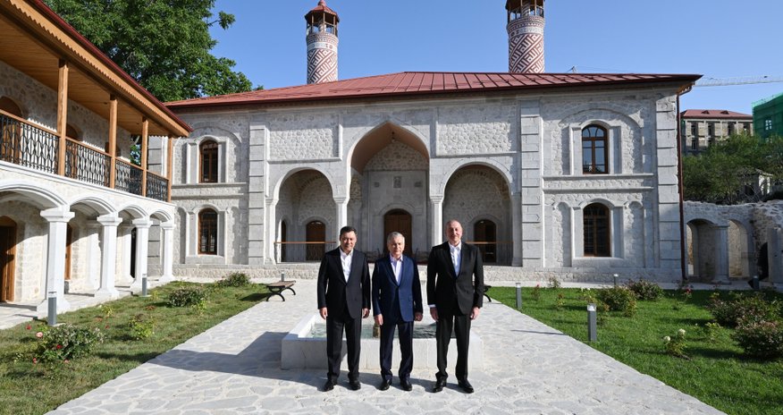 Azərbaycan, Özbəkistan və Qırğızıstan prezidentləri Şuşanı gəziblər - Yenilənib Azərbaycan, Özbəkistan və Qırğızıstan prezidentləri Şuşanı gəziblər - Yenilənib