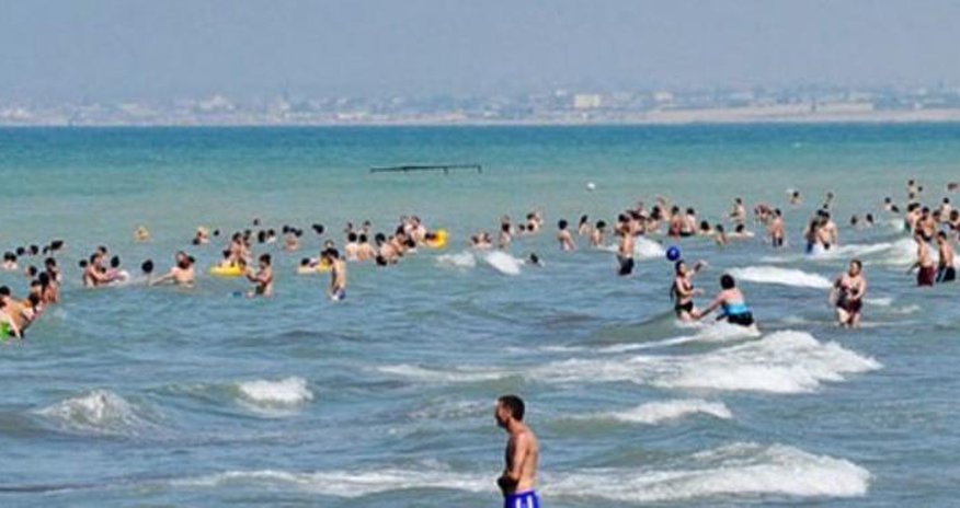 На пляжах Абшерона морская вода прогреется до 27 градусов тепла На пляжах Абшерона морская вода прогреется до 27 градусов тепла