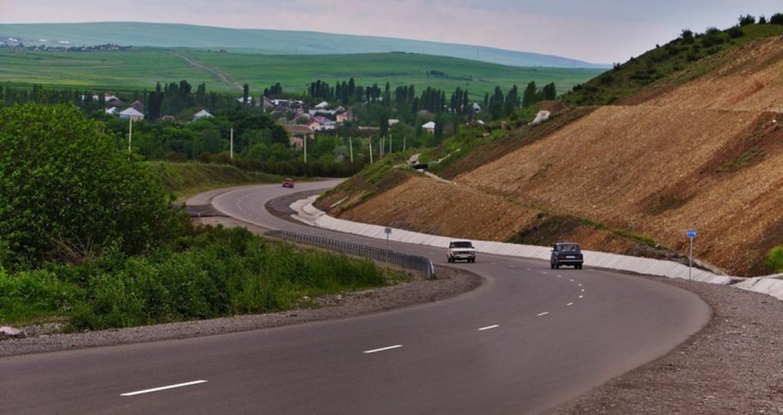 Bakı-Şamaxı-Yevlax yolunda nəqliyyatın hərəkəti məhdudlaşdırılacaq Bakı-Şamaxı-Yevlax yolunda nəqliyyatın hərəkəti məhdudlaşdırılacaq