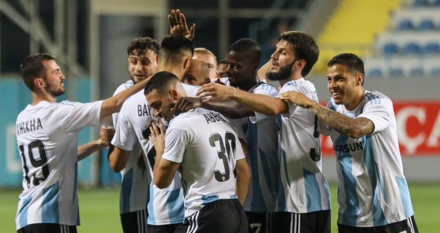 "Qarabağ" üçüncü dəfə ölkə çempionatına böyük hesablı qələbələrlə başlayıb "Qarabağ" üçüncü dəfə ölkə çempionatına böyük hesablı qələbələrlə başlayıb