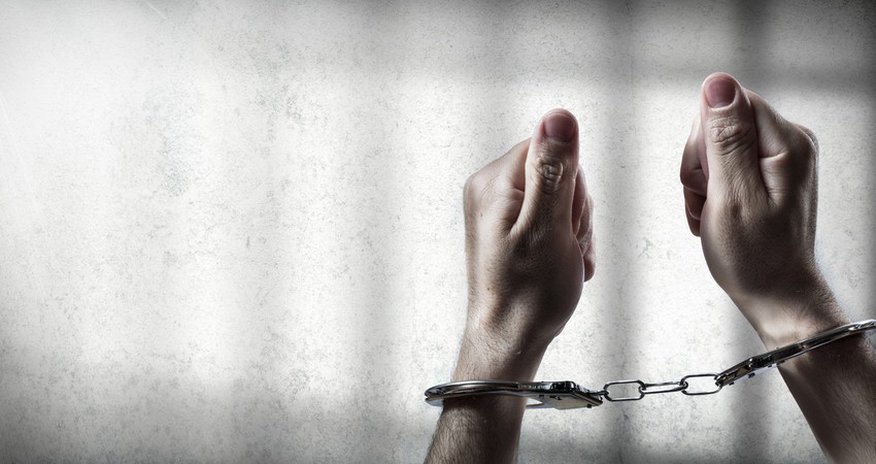Житель Баку задержан по подозрению в краже 11 тыс. манатов из домов Житель Баку задержан по подозрению в краже 11 тыс. манатов из домов