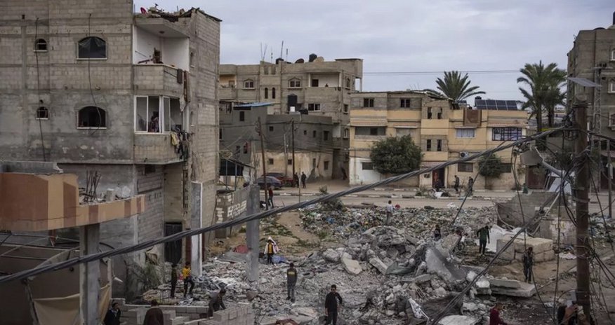 US officials say Gaza deal on edge of collapse US officials say Gaza deal on edge of collapse