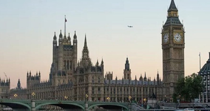 В Британии задержали пятерых подростков по подозрению в убийстве пенсионера В Британии задержали пятерых подростков по подозрению в убийстве пенсионера