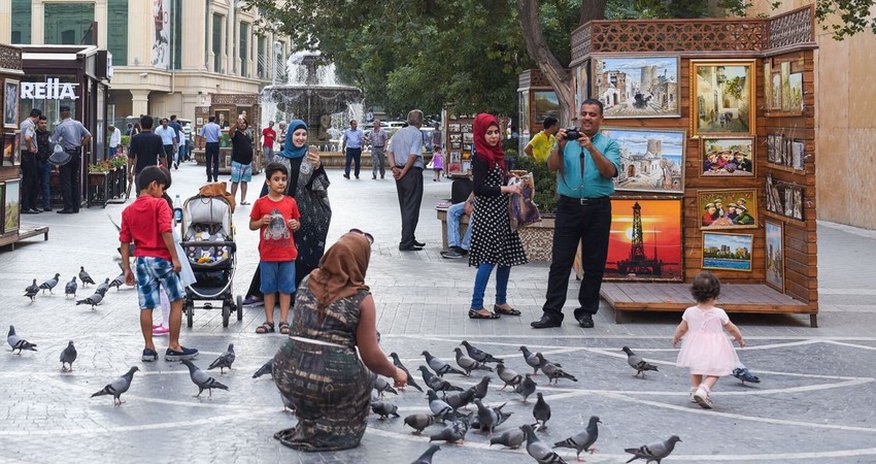 Tourist flow to Azerbaijan rises by 30% Tourist flow to Azerbaijan rises by 30%