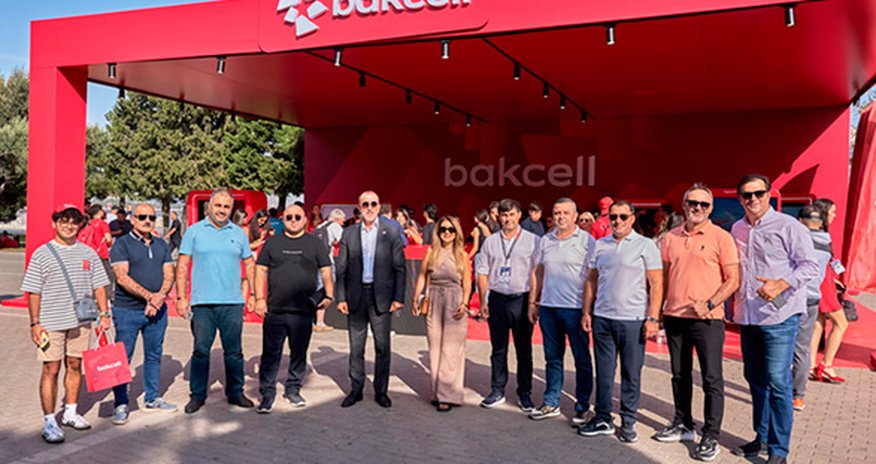 Media nümayəndələri “Bakcell”in “Formula 1” stendini ziyarət ediblər – Fotolar Media nümayəndələri “Bakcell”in “Formula 1” stendini ziyarət ediblər – Fotolar