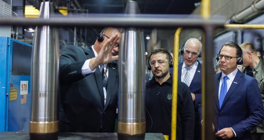 Zelenskyy visits ammunition plant in Scranton Zelenskyy visits ammunition plant in Scranton
