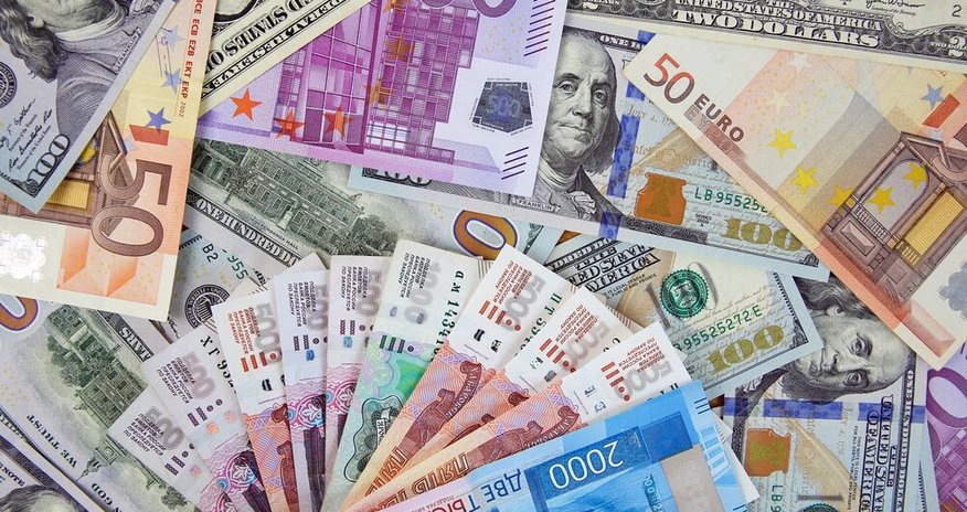 Avro və rubl manat qarşısında ucuzlaşıb Avro və rubl manat qarşısında ucuzlaşıb