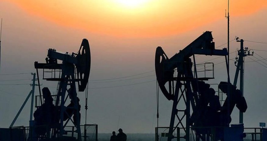 Azerbaijani oil price drops to $77.35 Azerbaijani oil price drops to $77.35