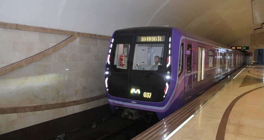 Bakı metrosunda xətlər üzrə intervallar bərpa olunub - Yenilənib Bakı metrosunda xətlər üzrə intervallar bərpa olunub - Yenilənib