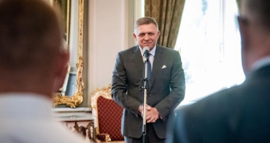 Фицо дал слово: восстановить отношения с Россией Фицо дал слово: восстановить отношения с Россией