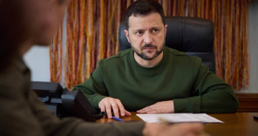 Зеленский готов смягчить позицию и закончить войну Зеленский готов смягчить позицию и закончить войну