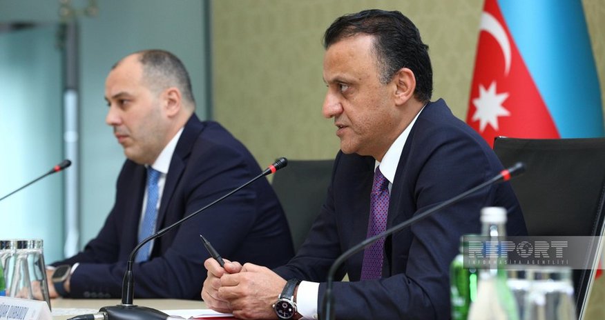 Orta tibb işçilərinin maaşı artırılacaq Orta tibb işçilərinin maaşı artırılacaq